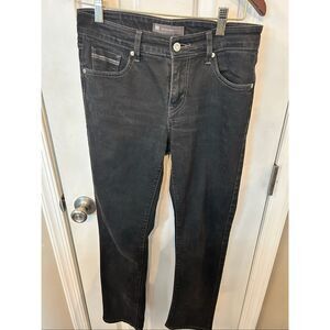 Levi’s black skinny mid rise pants size 6M stylish black jeans